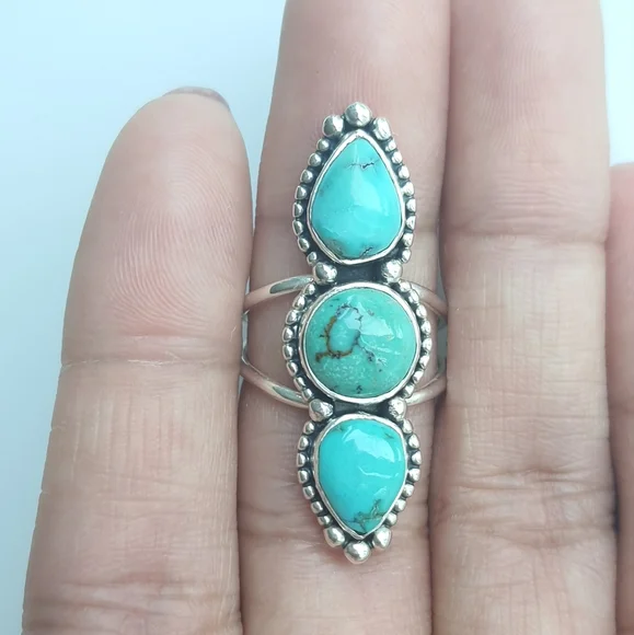 Ring - Picture 4 of 5